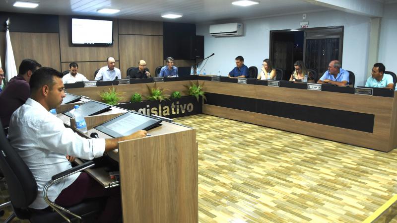 Projeto que garante paridade salarial na saúde é aprovado em 1ª discussão